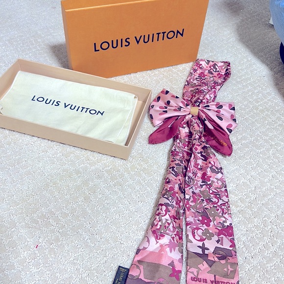 Louis Vuitton scarf - Special Edition - Neck Bow with leather - Picture 4 of 5